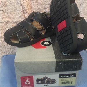 Toddler Boys Sandals.